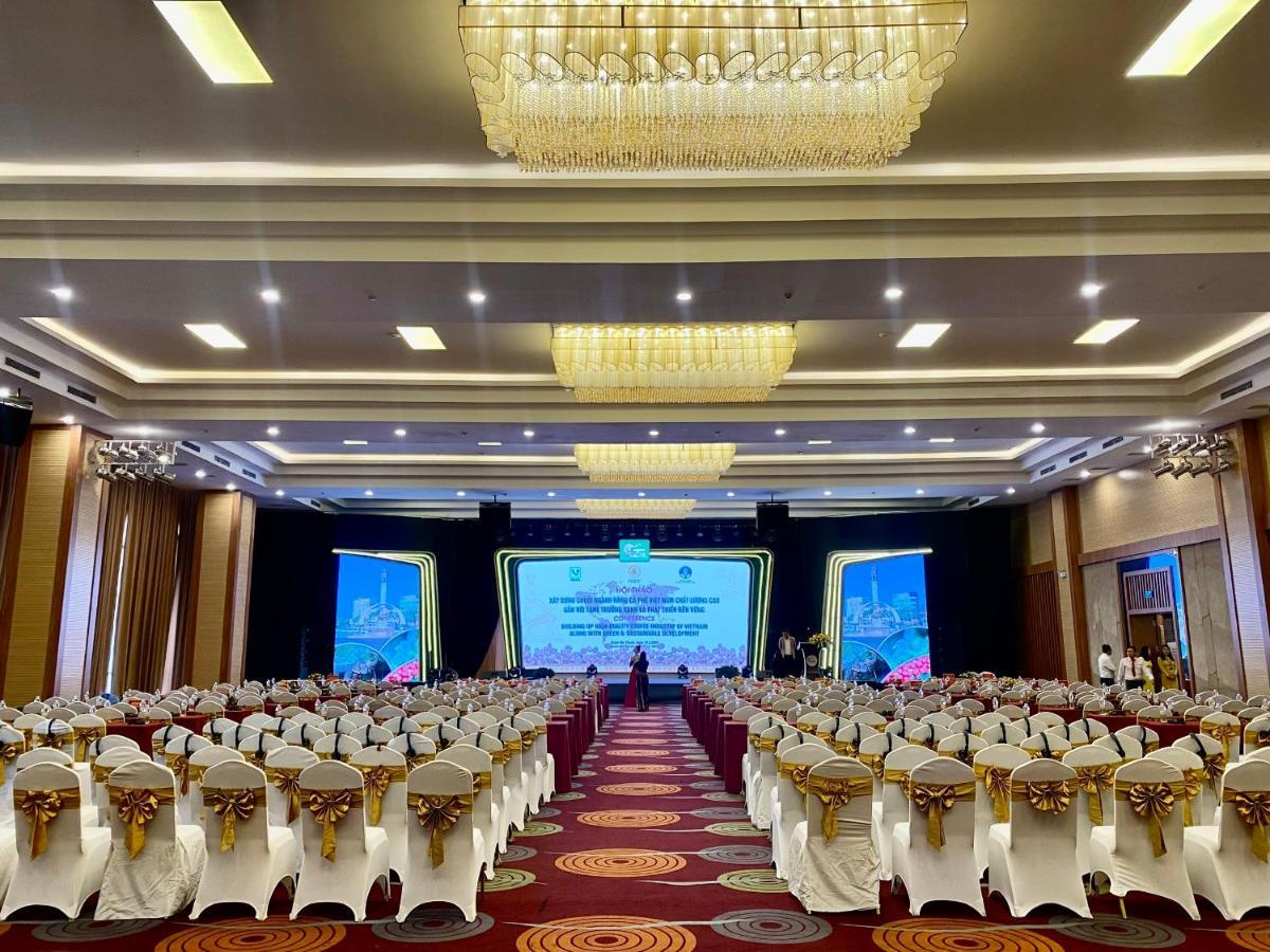 Muong Thanh Luxury Buon Ma Thuot Hotel Exterior foto