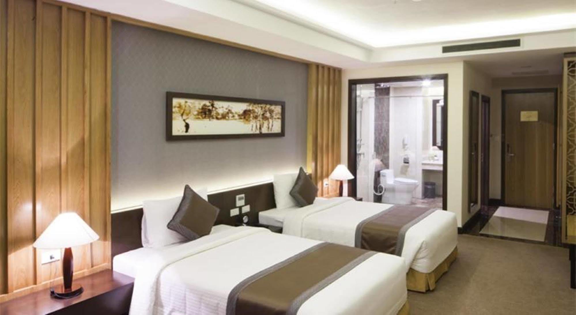Muong Thanh Luxury Buon Ma Thuot Hotel Exterior foto